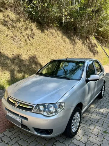 Fiat Palio 1.0 Cel. Econ./italia F.flex 8V 4P 2013