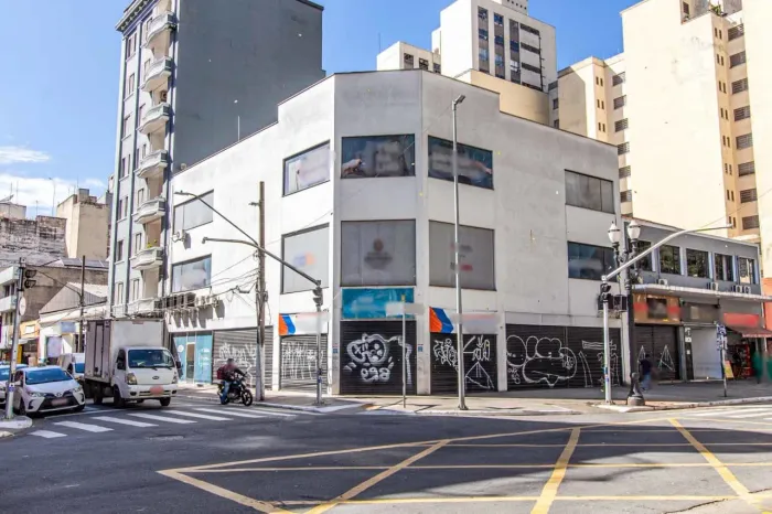 Loja na Avenida Rio Branco, 252 - Loja 10 900 m²