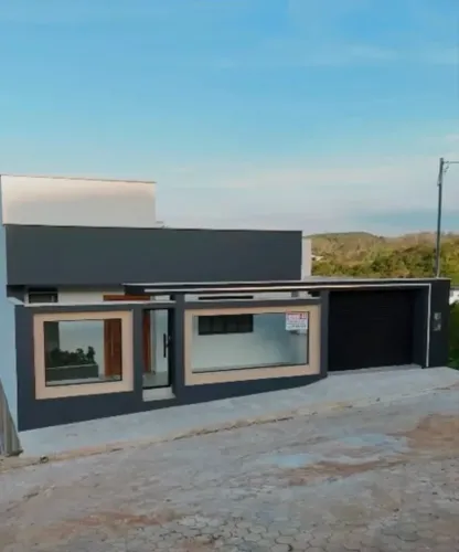 Linda casa acabamento de primeira