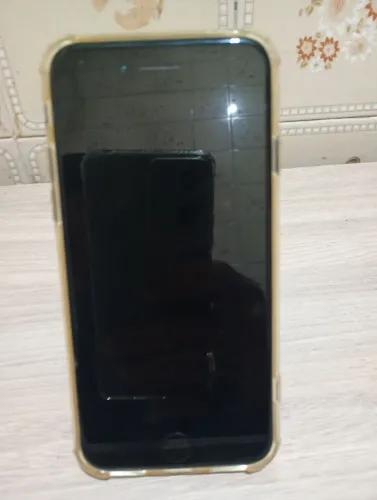 iPhone 8