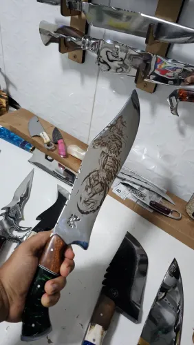 Faca em aço inox 420c, peça nova, nunca usada, item de colecionador.