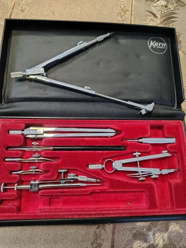 Jogo de compasso suíço vintage profissional com 4 compassos, 4 penas e pontas sobressalent