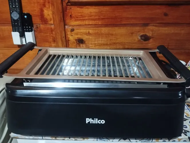 Churrasqueira elétrica Philco