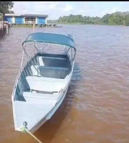 Canoa de 6 metros