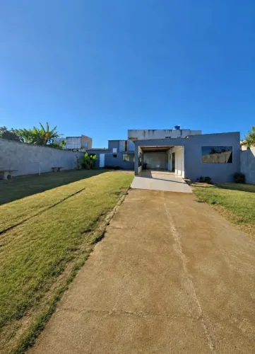 Casa na Rua 02 da 26 de Setembro. Lote 400m. Nova R.A 36