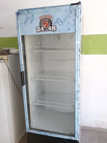 Freezer expositor