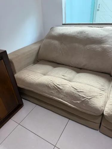 Vendo sofá retrátil usado com 3 metros de largura