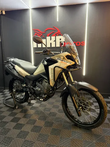 Honda Sahara 300 Adventure 2026