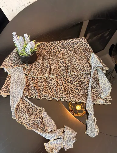 Saia Animal Print, marca Riachuelo, Tamanho P