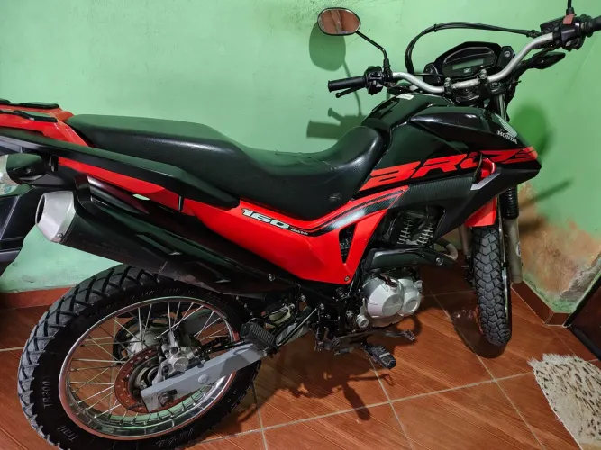 Vende-se Bros 2018 160