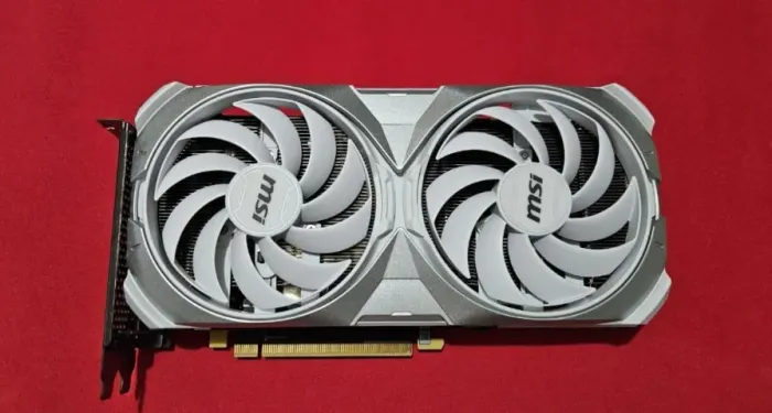 Placa de Video MSI GeForce RTX 4070 Super Ventus 2X White OC, 12GB, GDDR6X, 192-bit
