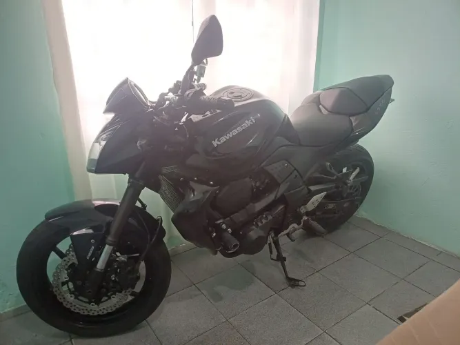 Kawasaki Z750 abs *21 km rodados* Ano 2012