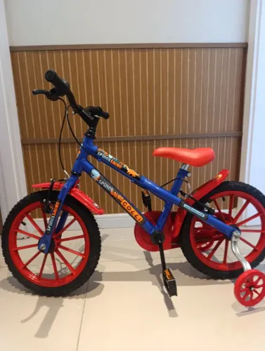Bicicleta nova
