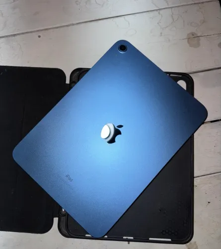 Apple iPad 10 Geração - 64gb Azul 8gb Ram 10.9