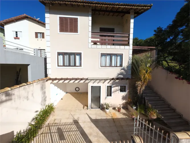 Casa|Sobrado - 4 quartos em São Roque