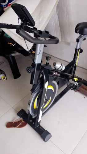 Vendo bicicleta para academia