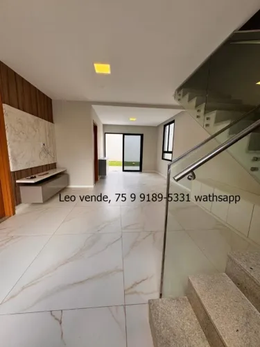 Leo vende, casa, bairro Sim, perto da Noide , 4\4 sendo duas suítes, closet