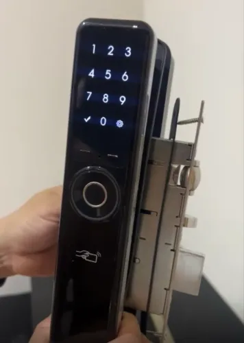 Fechadura F7001 de embutir NOVA