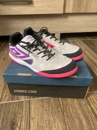 Chuteira Umbro Pro 5 Bump Club