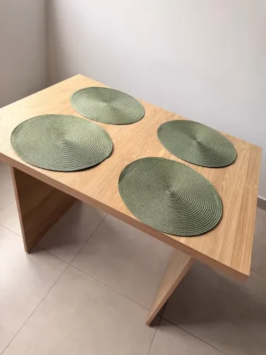 Mesa de jantar 4 lugares