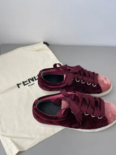 Tenis Fendi 35