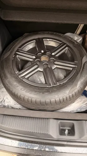 Roda com pneu New HRV New HR-V 