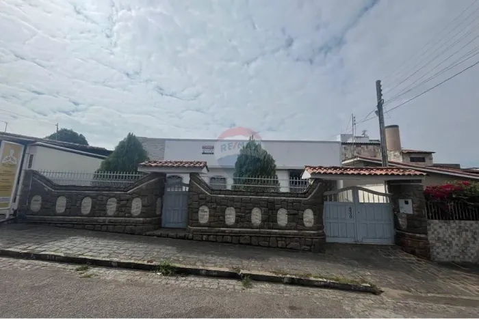 Casa à venda no Bairro Novo