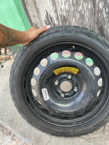 Pneu step para carros da Chevrolet 