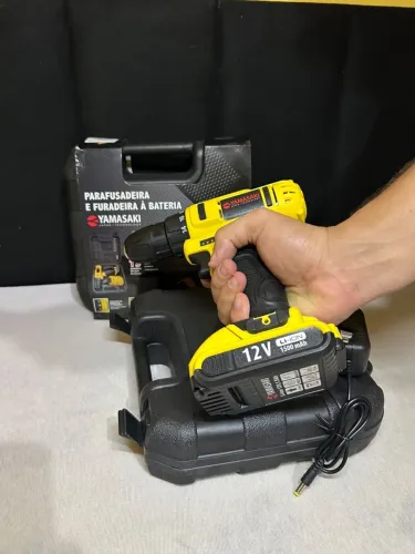 Parafusadeira e Furadeira 12v Sem Fio - Kit Completo ?