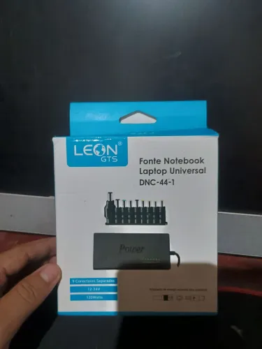 Carregador universal de notebook