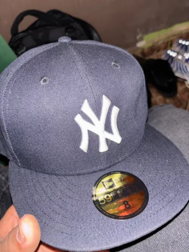 Vendo boné new era original desapego