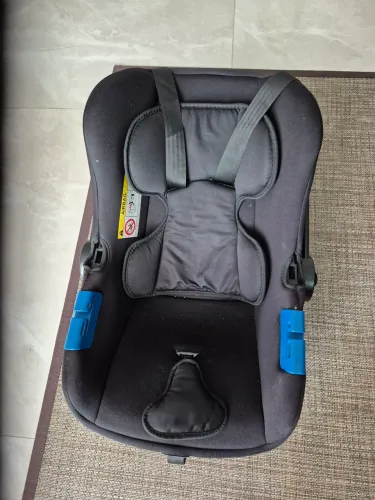 Bebe conforto e cadeirinha de carro