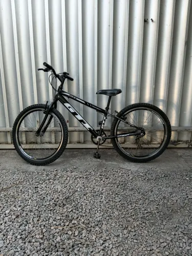 Bicicleta aro 24
