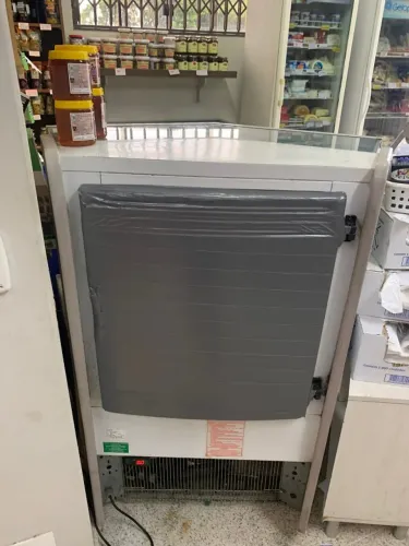 Balcão GELOPAR Refrigerado Expositor Vidro Curvo (Usado)