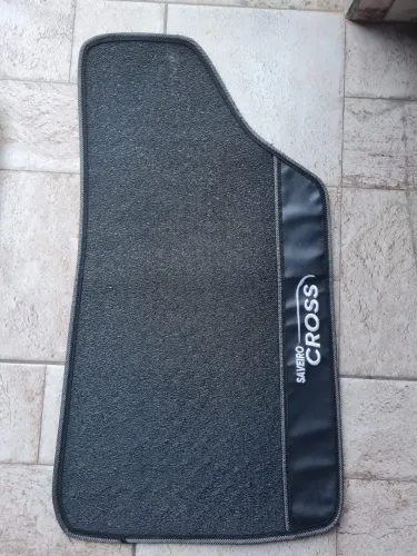 Kit tapete Saveiro Cross 