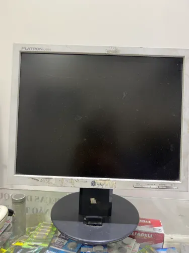 Monitor LG Flatron de 19 pol seminovo para pc 