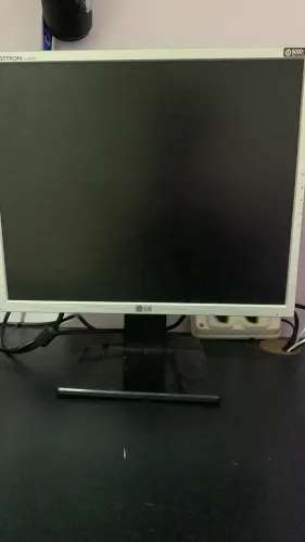 monitor LG entrada VGA 