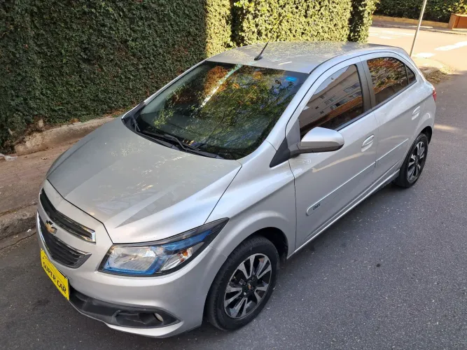 Chevrolet Onix Hatch LTZ 1.4 8V Flex Power Mec. 4P 2015