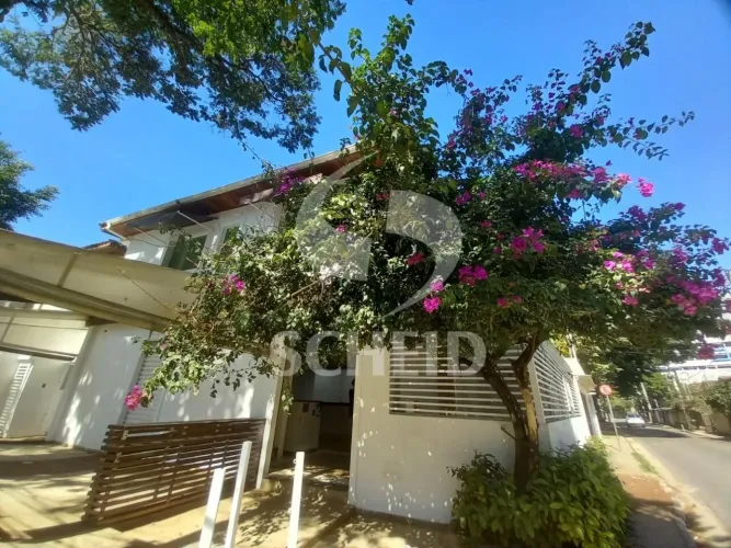 Casa comercial locacao, Chacara Santo Antonio, 2 saloes, 3 banheiros