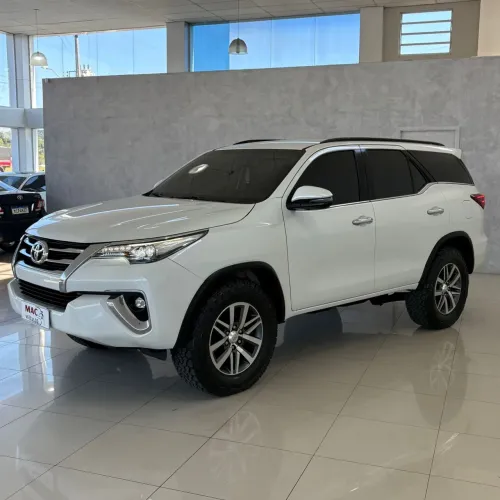 Toyota Hilux SW4 SRX 4X4 2.8 TDI 16V Dies. Aut. 2019