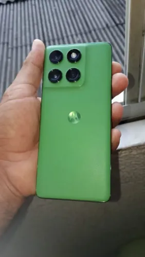 Moto Edge 60 512 GB 12+4 de RAM