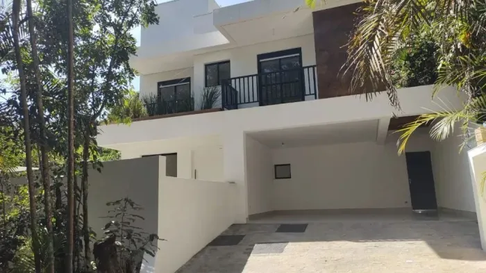 Casa com 3 dormitórios à venda, 200 m² por R$ 1.350.000,00 - Vila Verde - Itapevi/SP