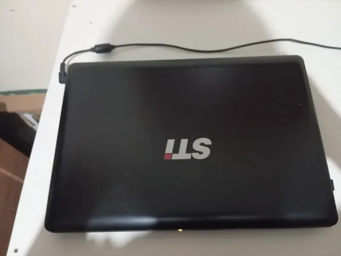 Laptop STI infinity Semp Toshiba