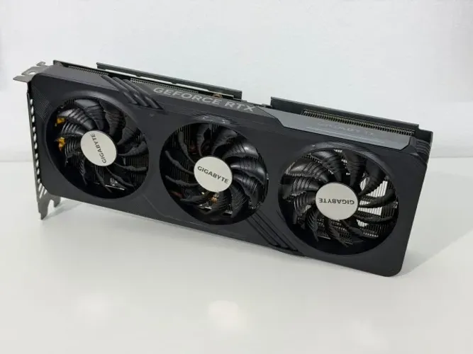 RTX 4080 8Gb Gigabyte 3x