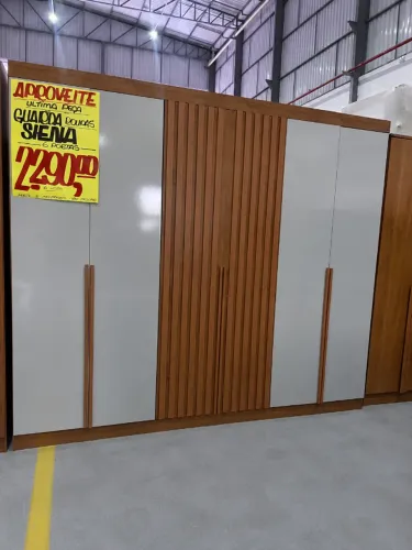 GUARDA ROUPA 2,70 (ÚLTIMA PEÇA)