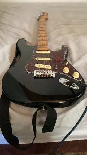 Guitarra Tagima tw530