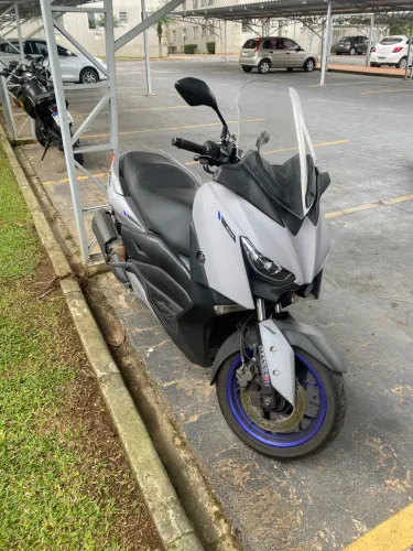 YAMAHA XMAX 250CC