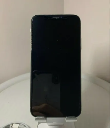iPhone XS branco 64gb 