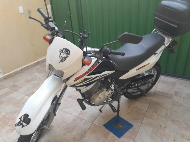 Bros 150 es
