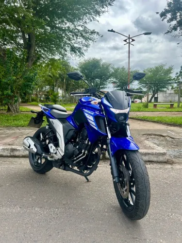Yamaha Fazer FZ25 23/23